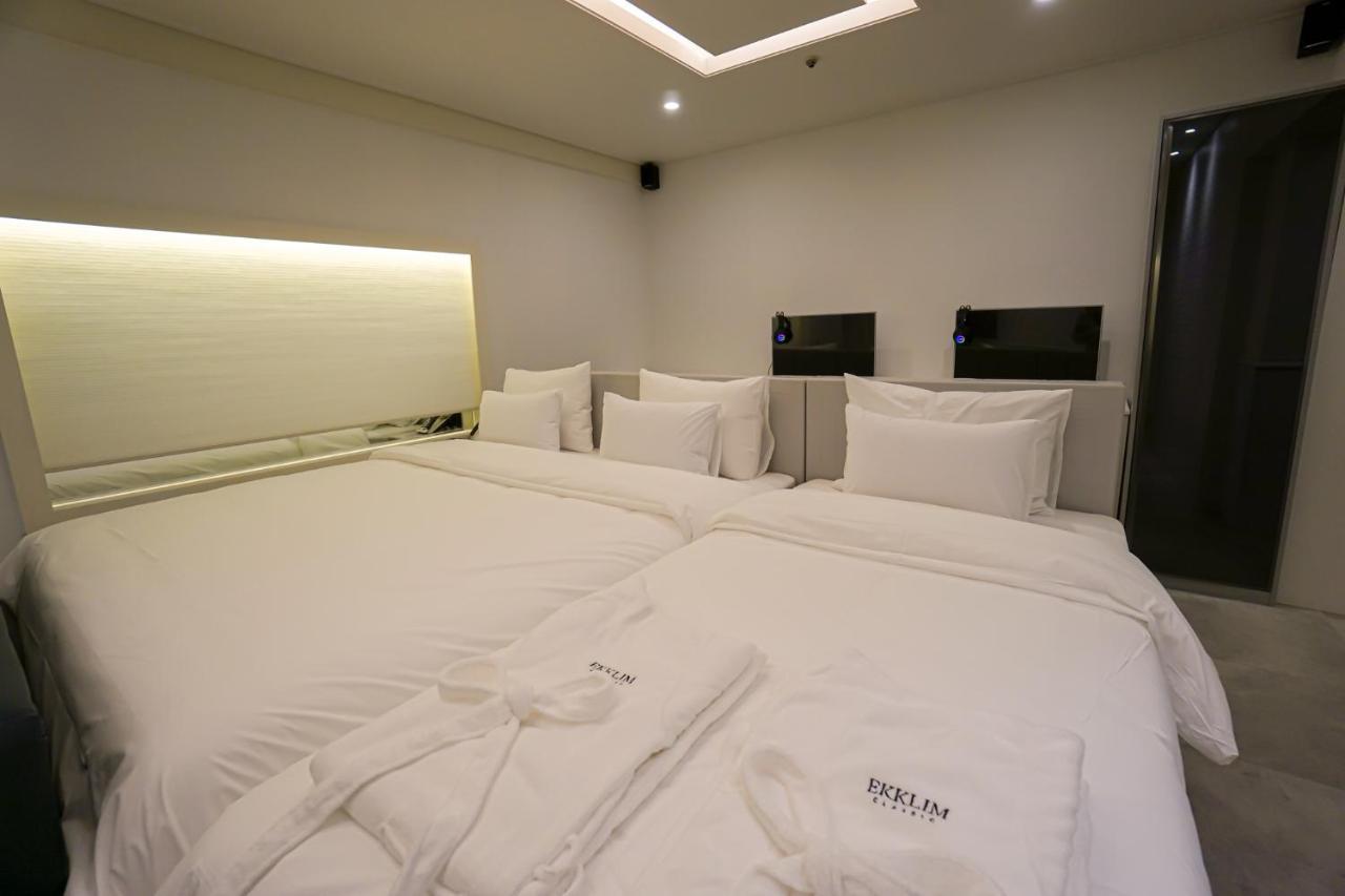 Ekklim Classic Hotel Pyeongtaek Buitenkant foto